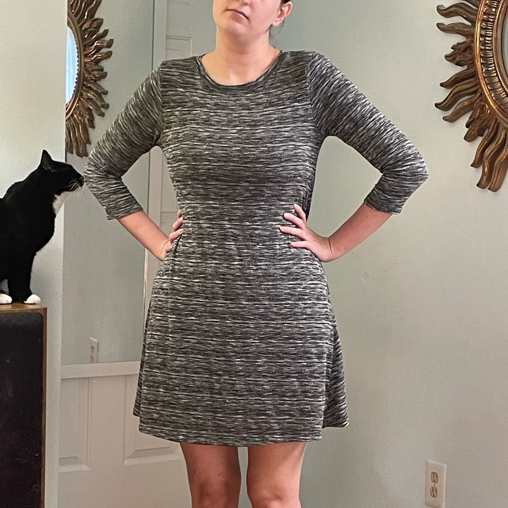 One Clothing Los Angeles gray 3/4 sleeve swing dress